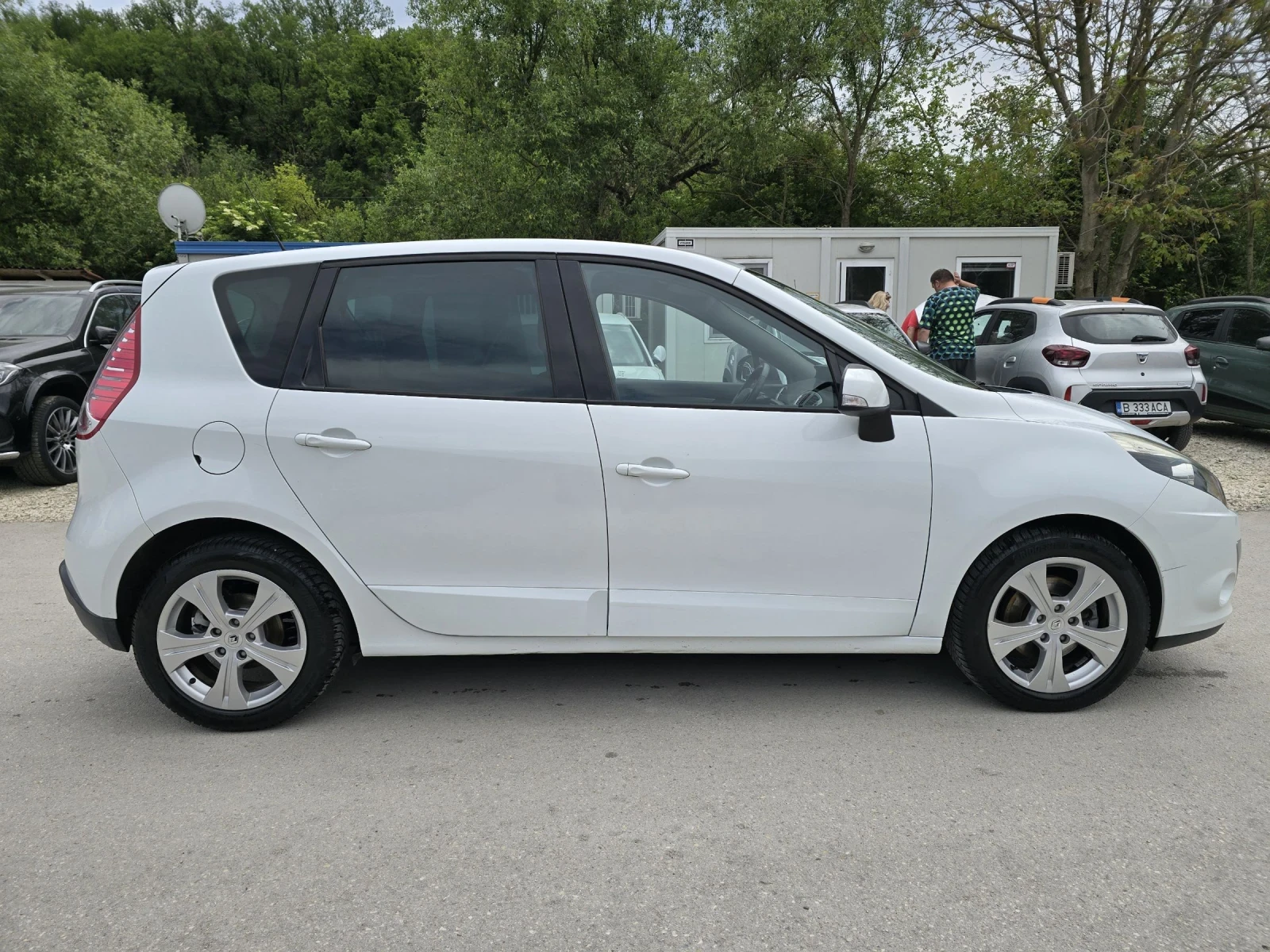 Renault Scenic X-Mod 1.5 dci 110 к.с - изображение 8