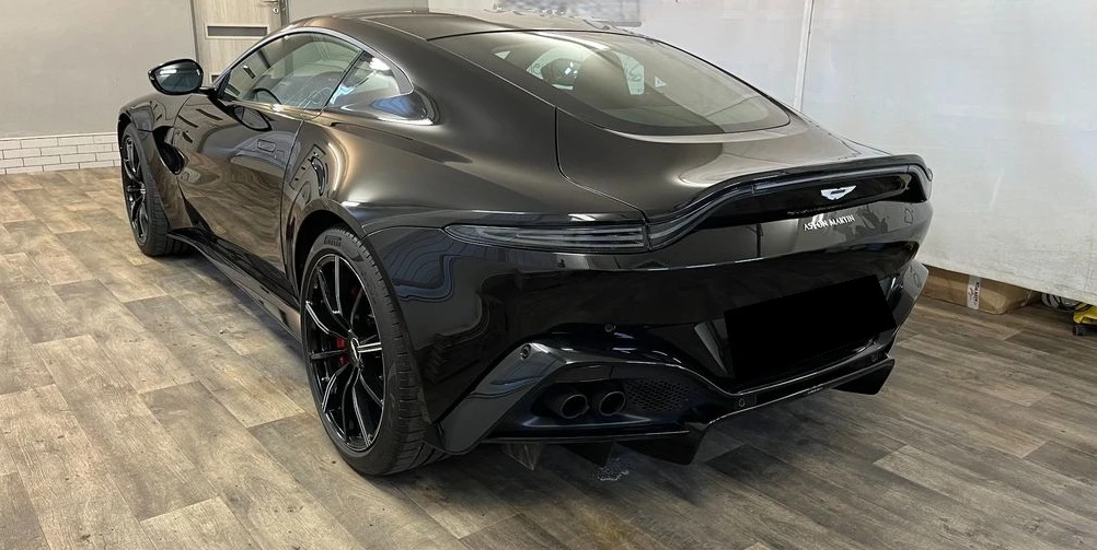 Aston Martin V8 Vantage  - изображение 3