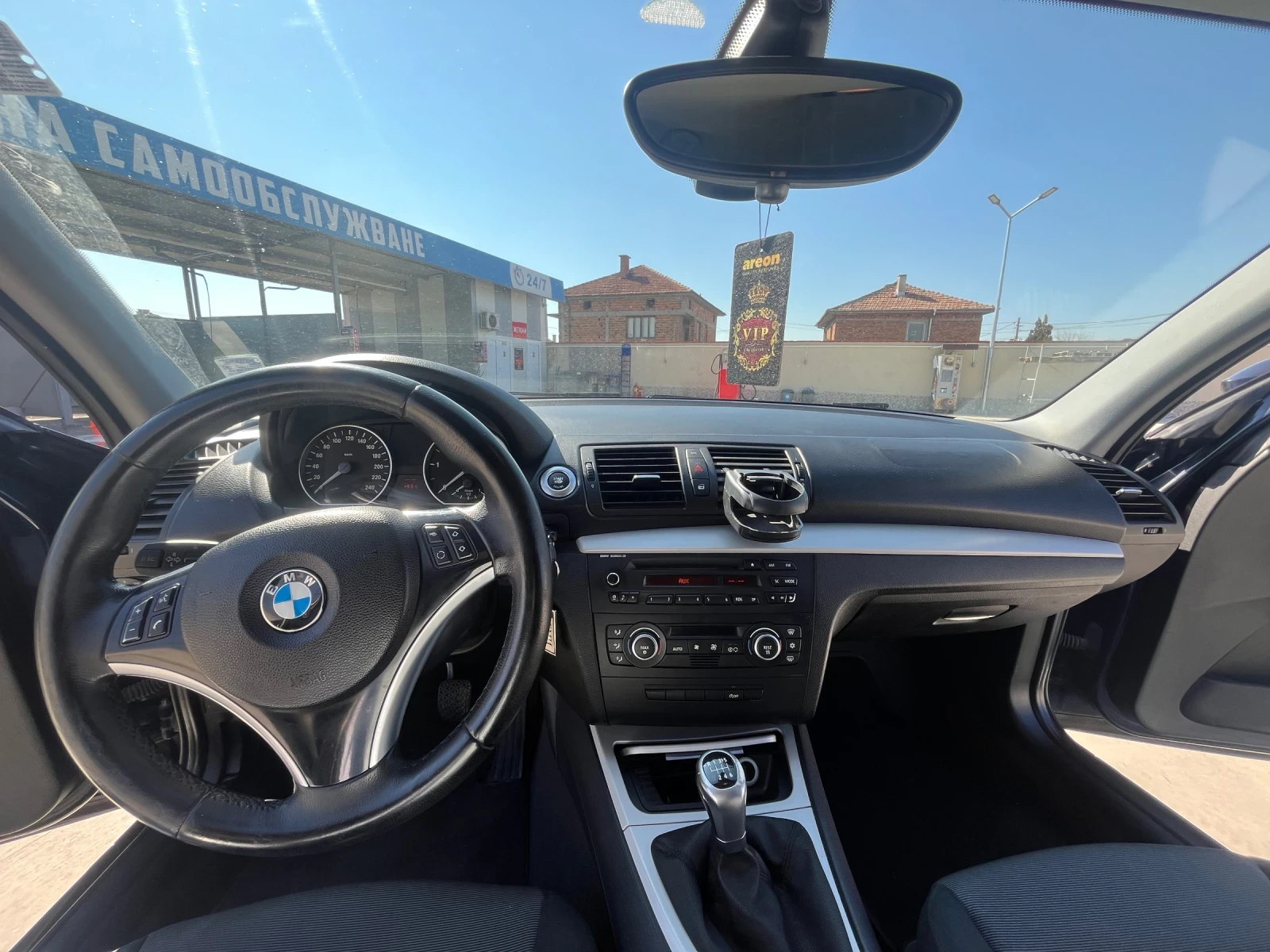 BMW 118  - изображение 6