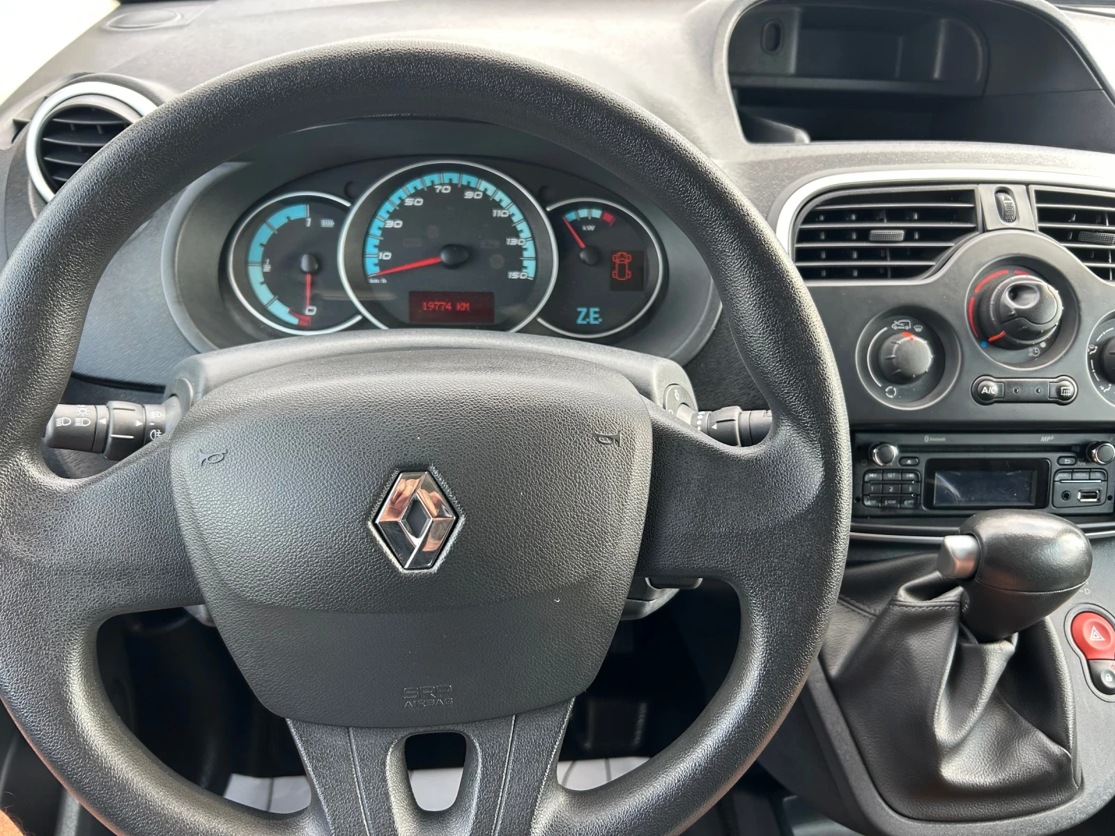 Renault Kangoo 44-KW - изображение 10