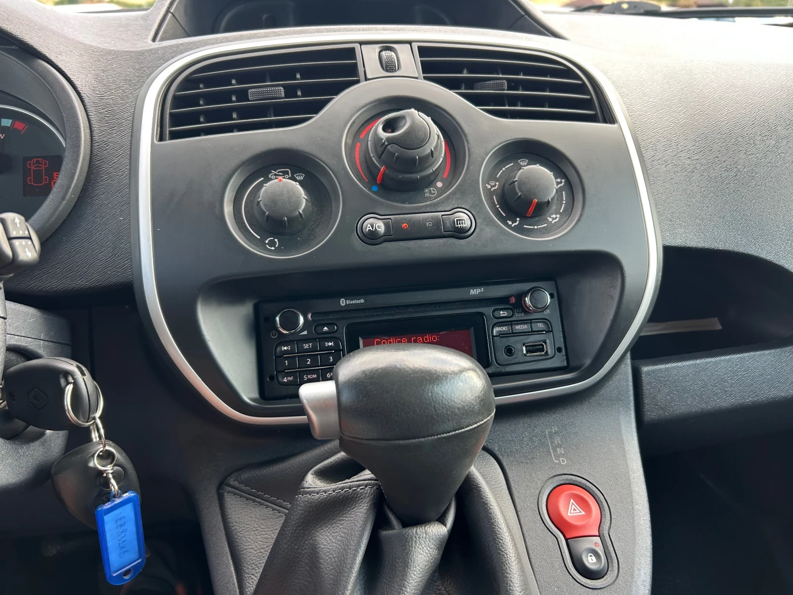 Renault Kangoo 22 | Mobile.bg — изображение 13