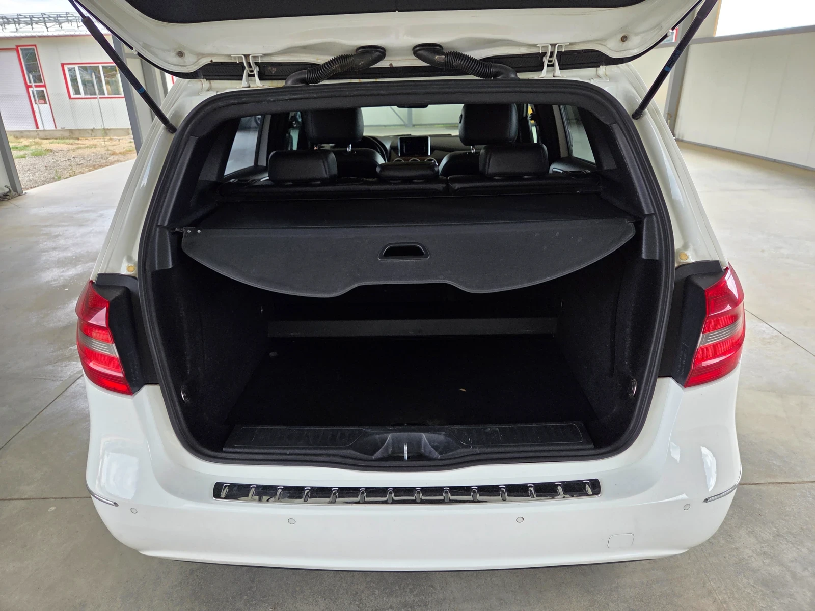 Mercedes-Benz B 180 2.2 сdi 115 к.с автомат панорама  - изображение 10