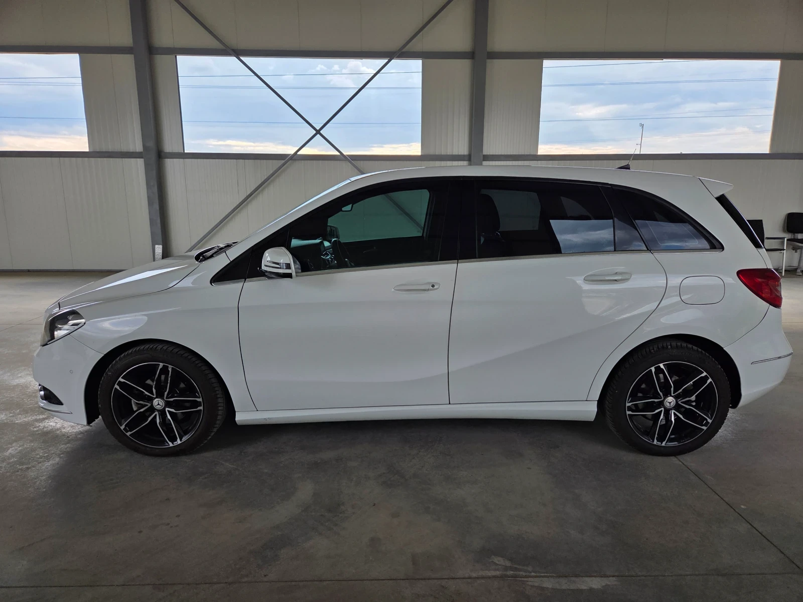 Mercedes-Benz B 180 2.2 сdi 115 к.с автомат панорама  - изображение 3