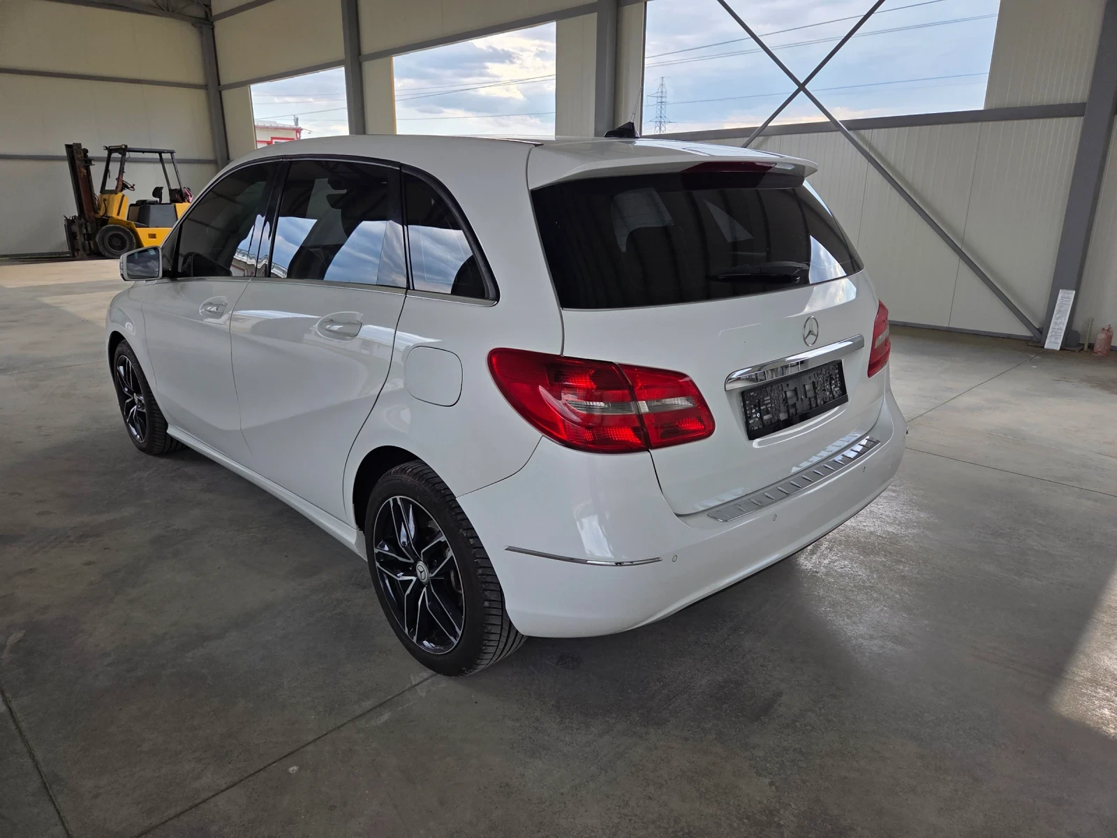 Mercedes-Benz B 180 2.2 сdi 115 к.с автомат панорама  - изображение 5