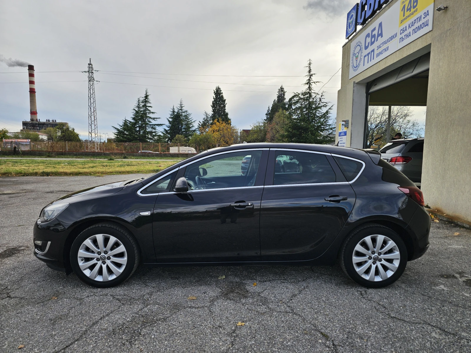 Opel Astra 1.4T LPG COSMO EURO 6B - изображение 4