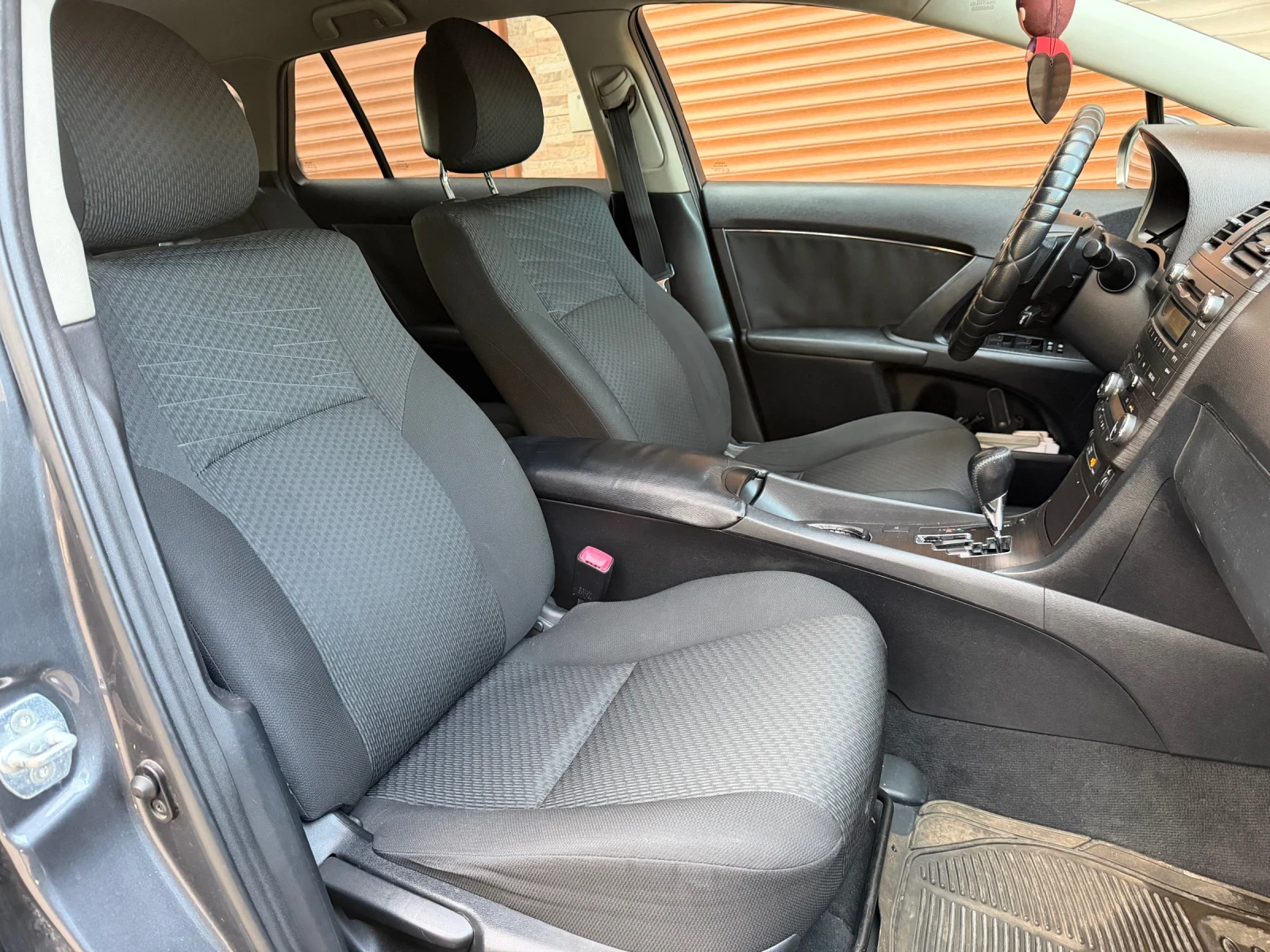 Toyota Avensis 2.0d4d 150hp | Mobile.bg � ����������� 5