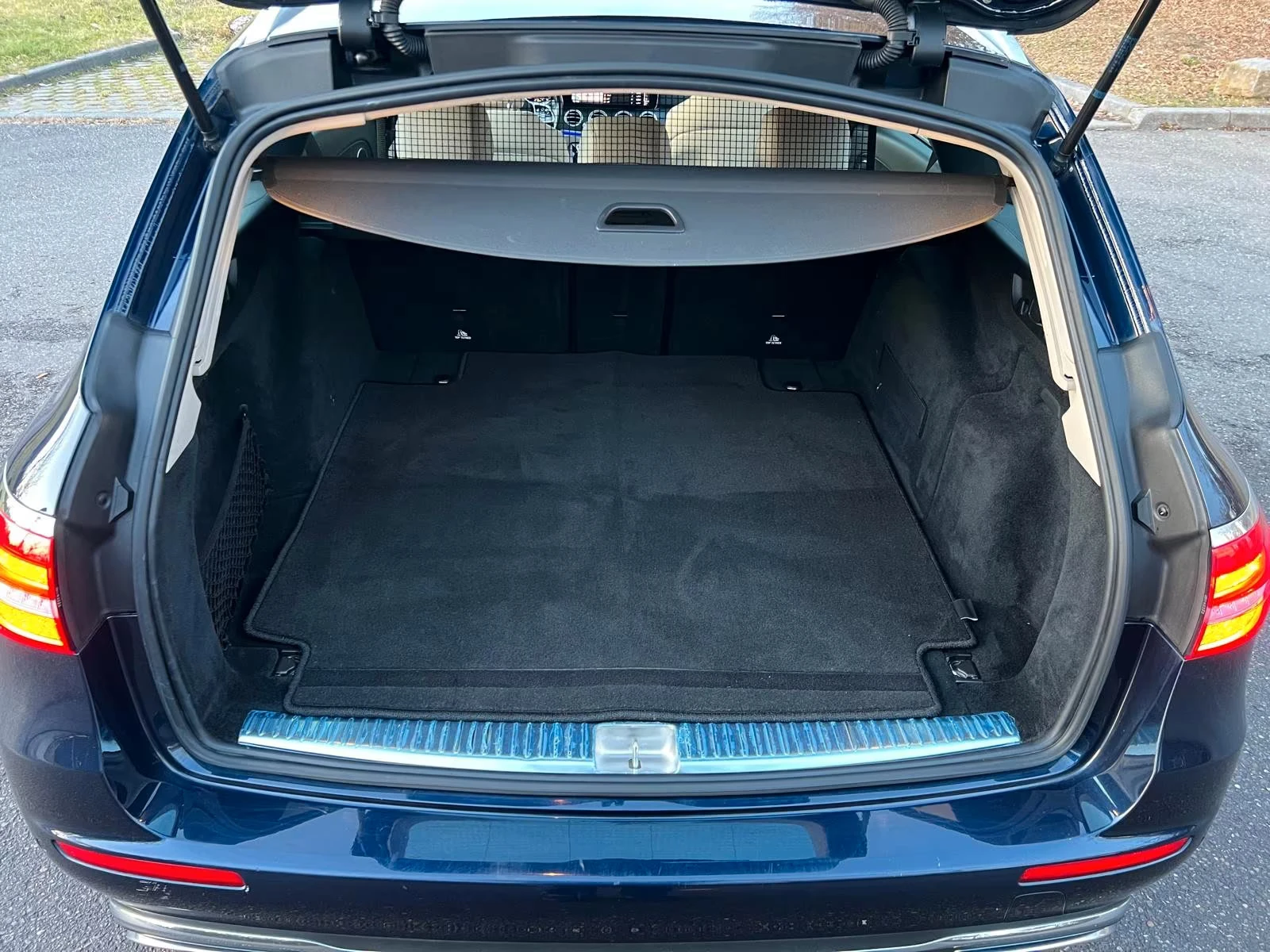 Mercedes-Benz E 220 2.0/194HP/4X4/DISTR/360/MULTIBEAM/128h - изображение 7