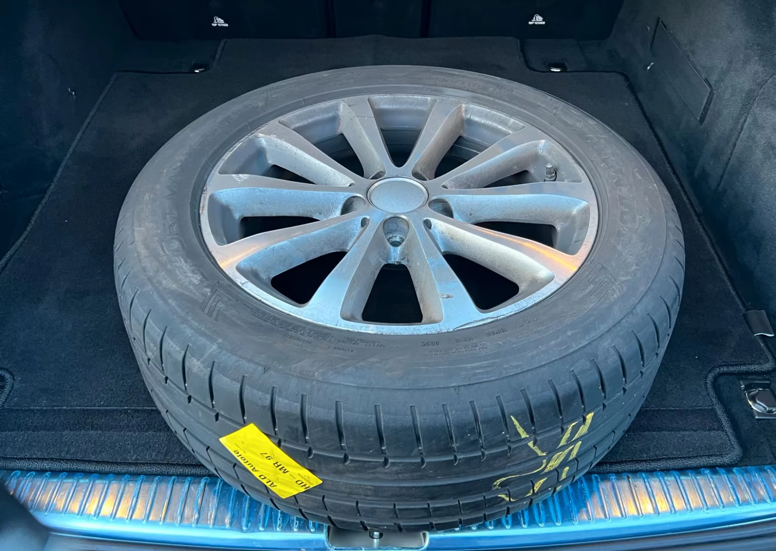 Mercedes-Benz E 220 2.0/194HP/4X4/DISTR/360/MULTIBEAM/128h - изображение 8