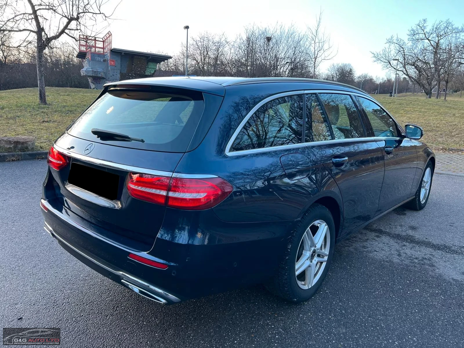 Mercedes-Benz E 220 2.0/194HP/4X4/DISTR/360/MULTIBEAM/128h - изображение 2