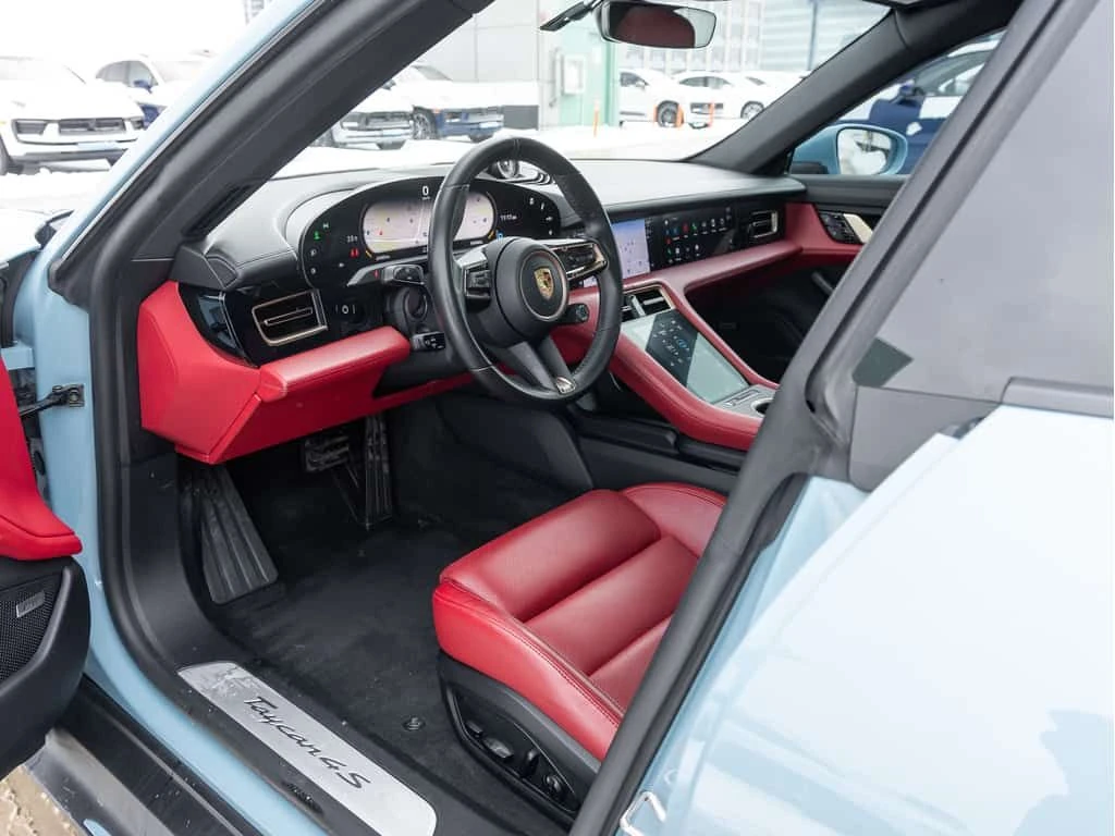 Porsche Taycan * 4S | Leasing Available | Frozen Blue Metallic *  - изображение 10