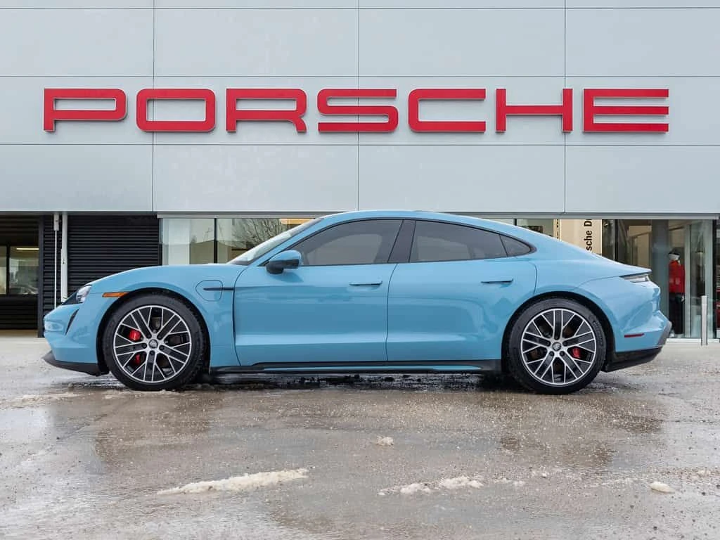 Porsche Taycan * 4S | Leasing Available | Frozen Blue Metallic *  - изображение 3