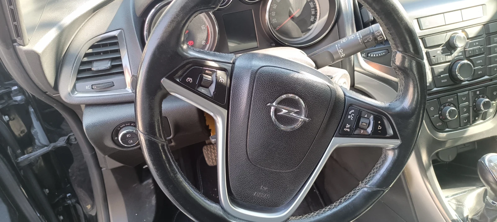 Opel Astra 1.7cdti, снимка 8 - Автомобили и джипове - 53705678