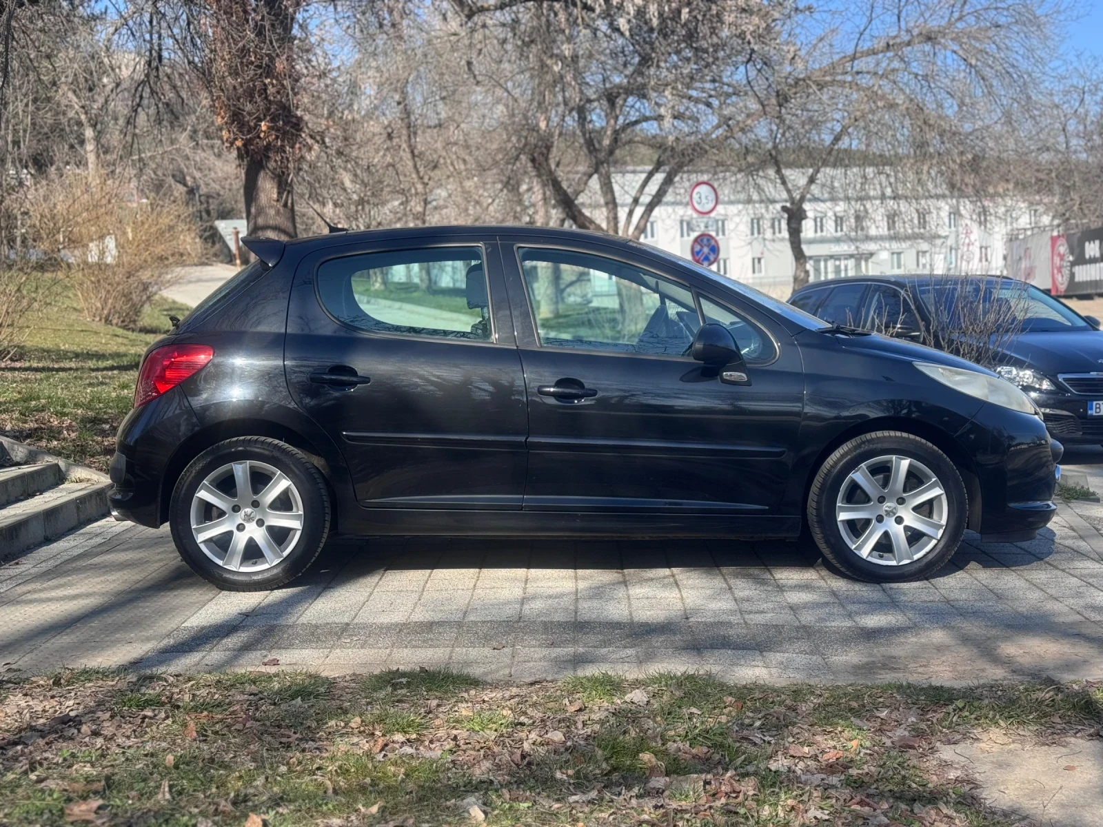 Peugeot 207 1.6 109кс, снимка 4 - Автомобили и джипове - 53799158