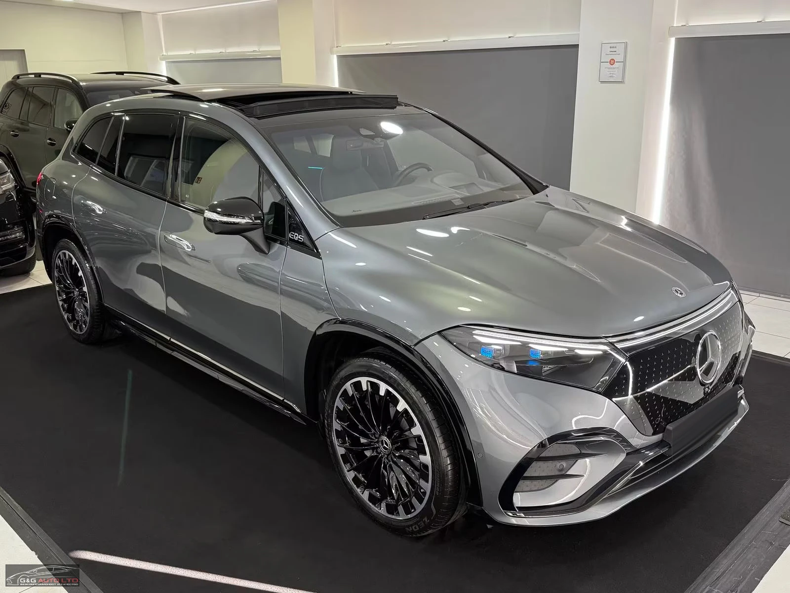 Mercedes-Benz EQS 450+ SUV/360HP/AMG/HYPER/PANO/HUD/360/NIGHT/164z, снимка 4 - Автомобили и джипове - 53861741