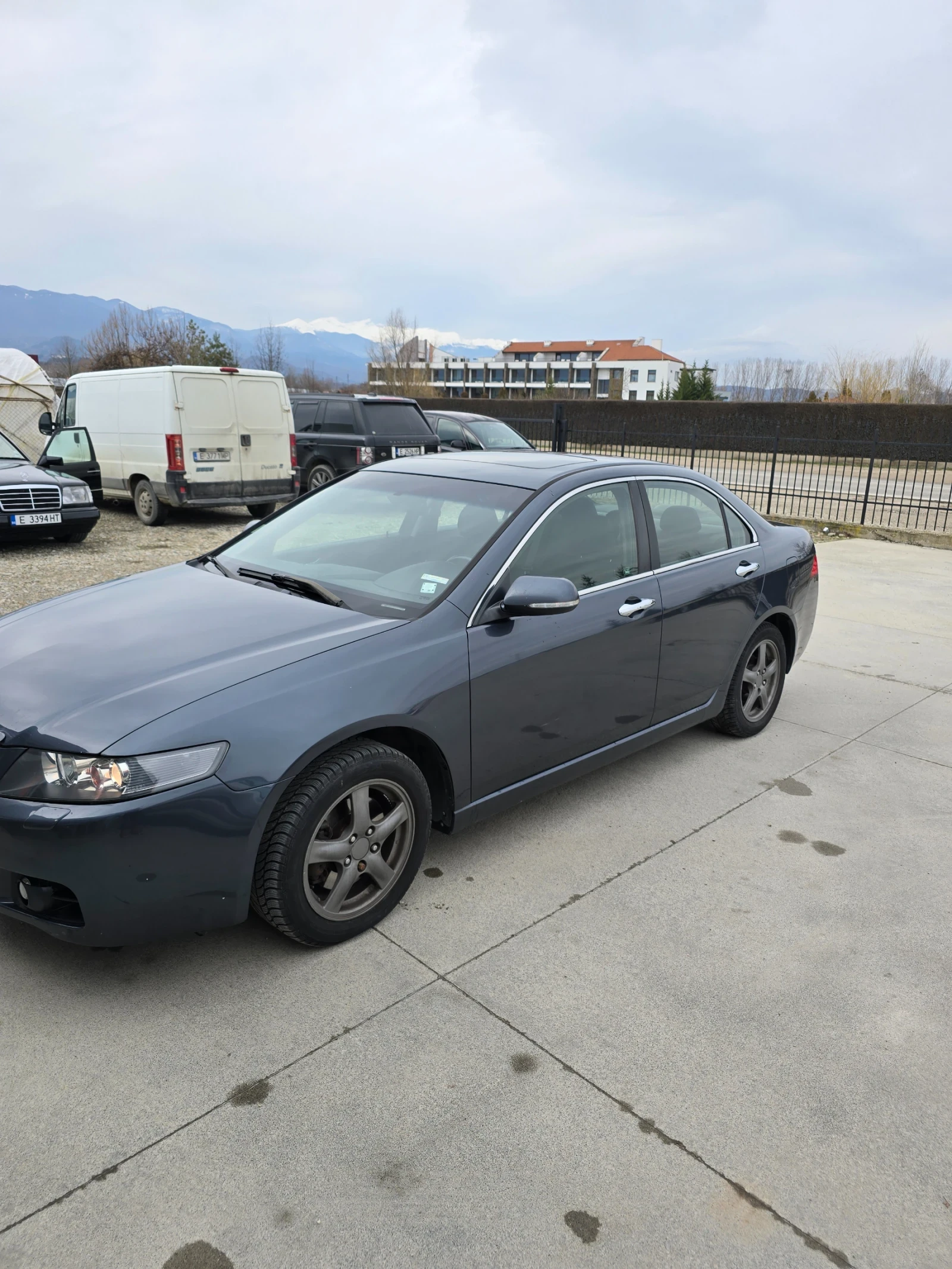 Honda Accord, снимка 2 - Автомобили и джипове - 53988876