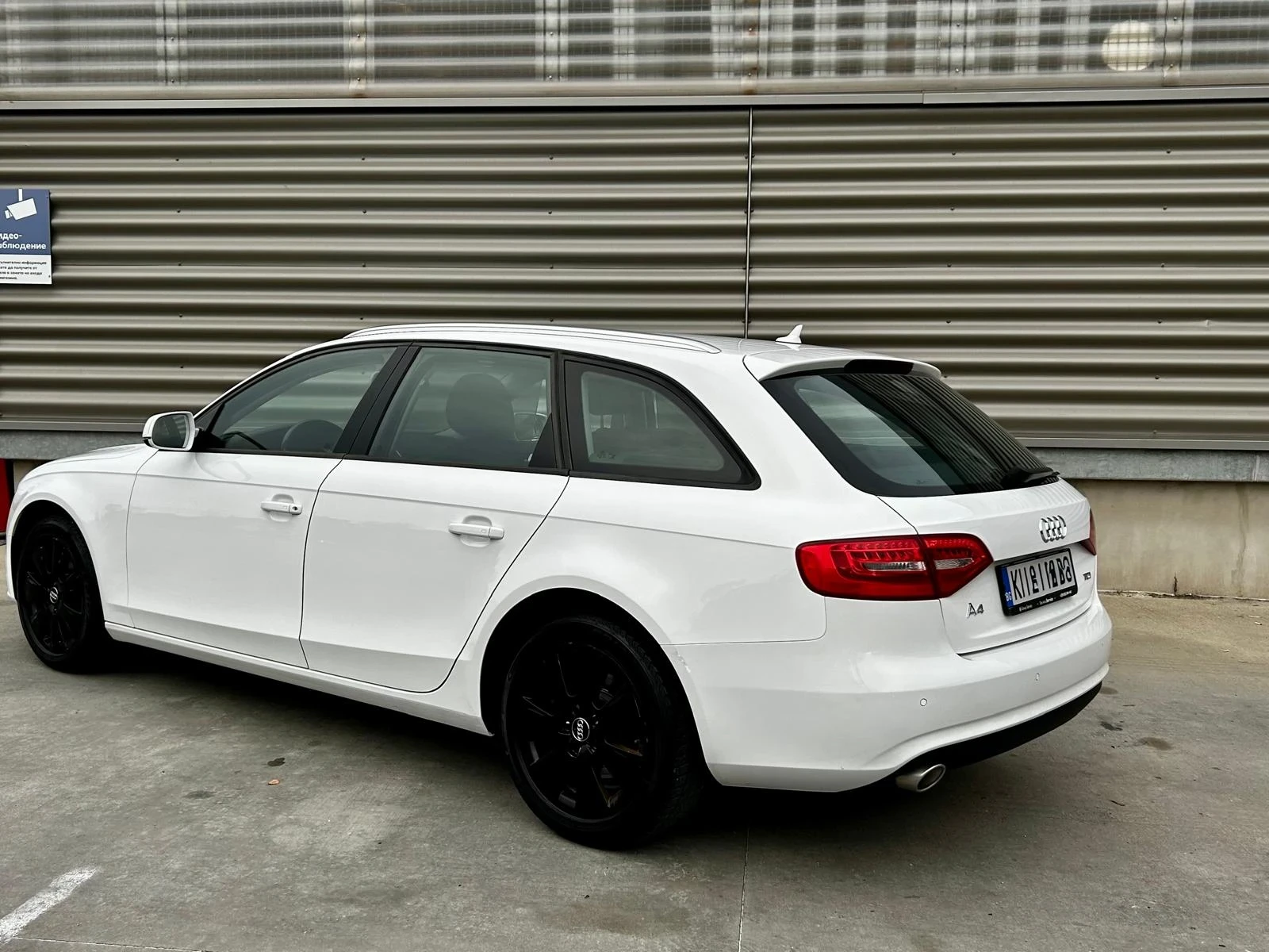 Audi A4, снимка 8 - Автомобили и джипове - 54044832