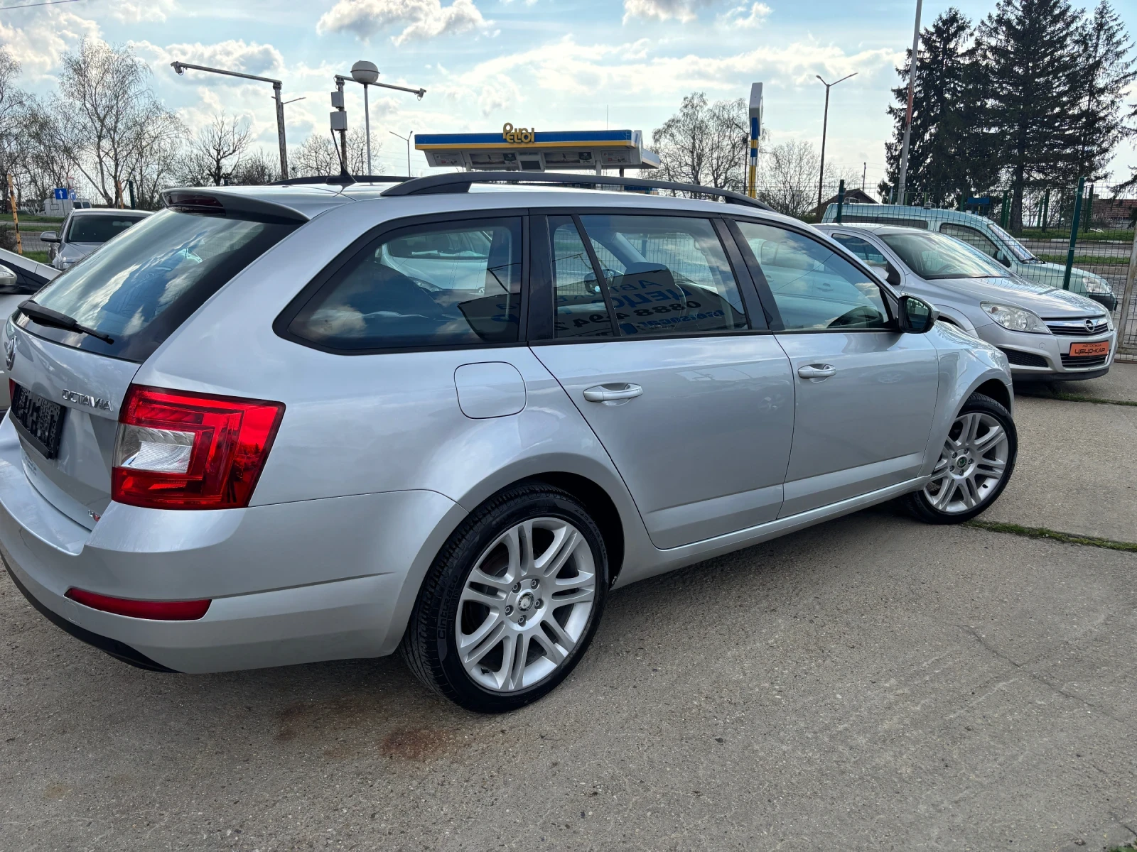 Skoda Octavia 2016+ 4* 4+ 1.6TDI+ 110кс+ С.ИСТОРИЯ+ Н.ГУМИ+ 6ск, снимка 4 - Автомобили и джипове - 54090551