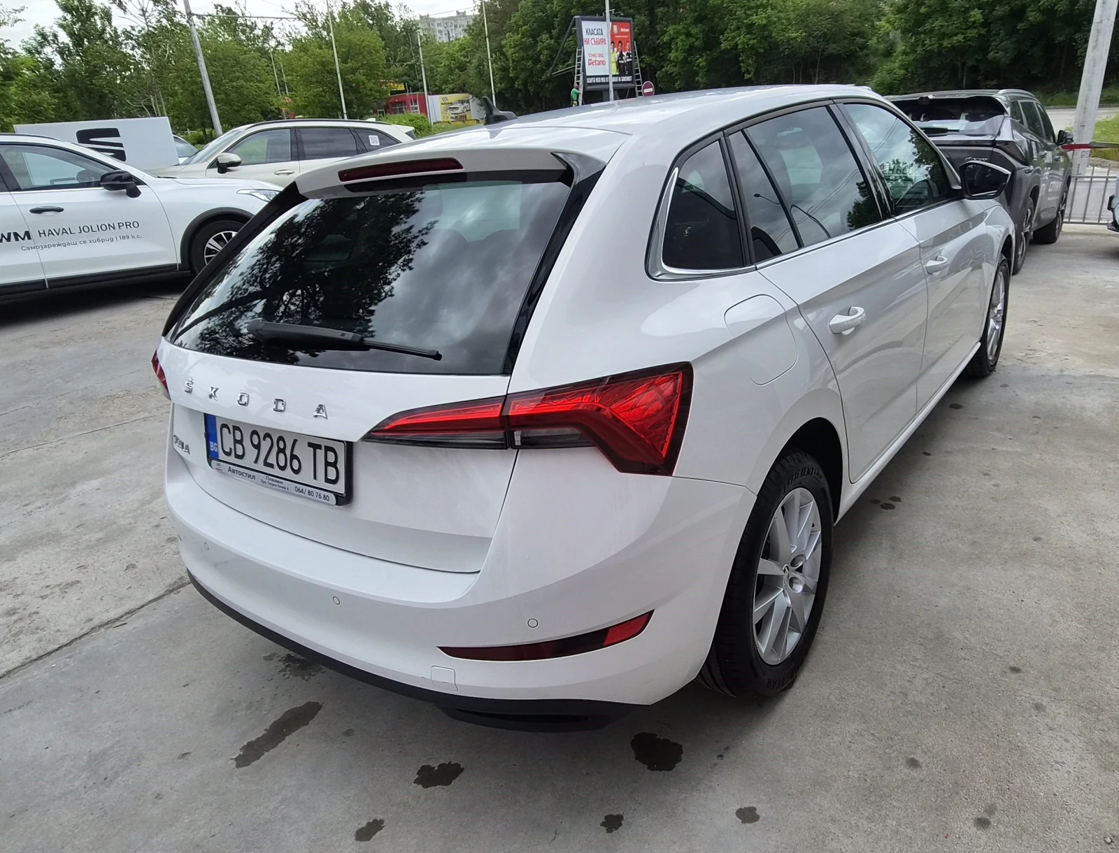 Skoda Scala ГАРАНЦИЯ 03.27г. БЕНЗИН АВТОМАТИК 61000км., снимка 4 - Автомобили и джипове - 54519047