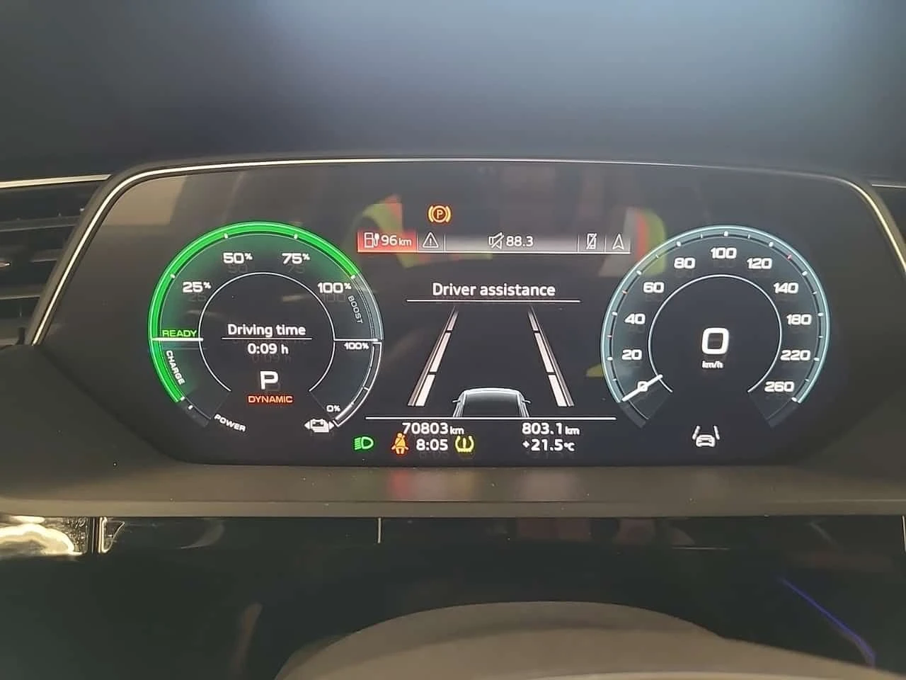 Audi E-Tron * TECHNIK * ГЛАВНО ПРЕДСТАВИТЕЛСТВО НА VW, снимка 9 - Автомобили и джипове - 55543352