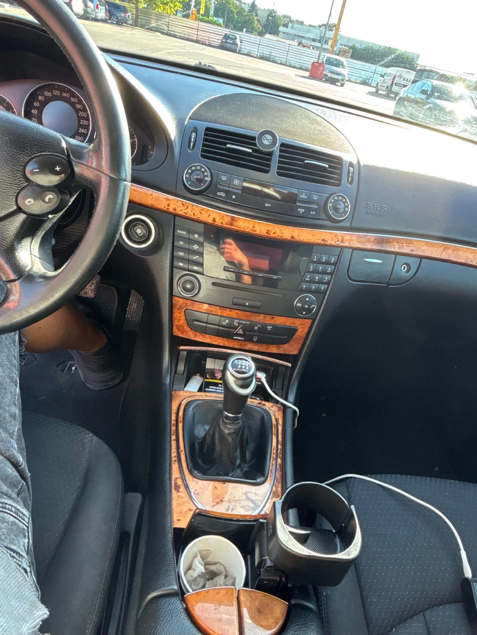 Mercedes-Benz E 220 Evolution , снимка 6 - Автомобили и джипове - 55699266