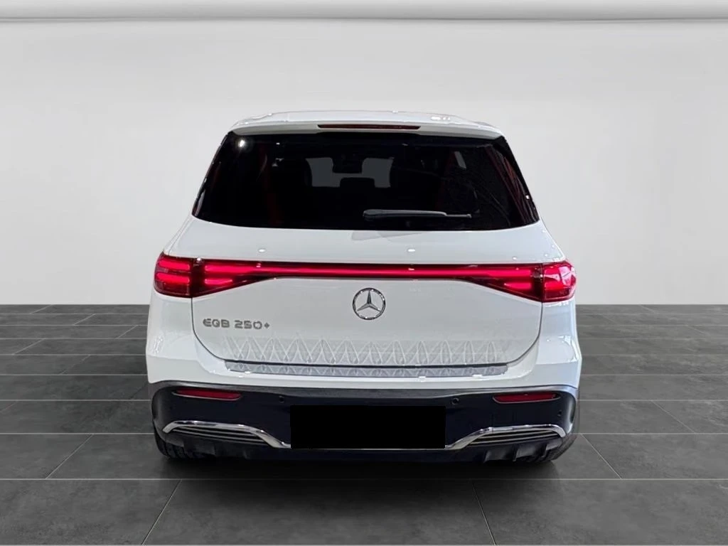 Mercedes-Benz EQB 250+ / FACELIFT / AMG / CAMERA / LED / KEYLESS /, снимка 6 - Автомобили и джипове - 55734692