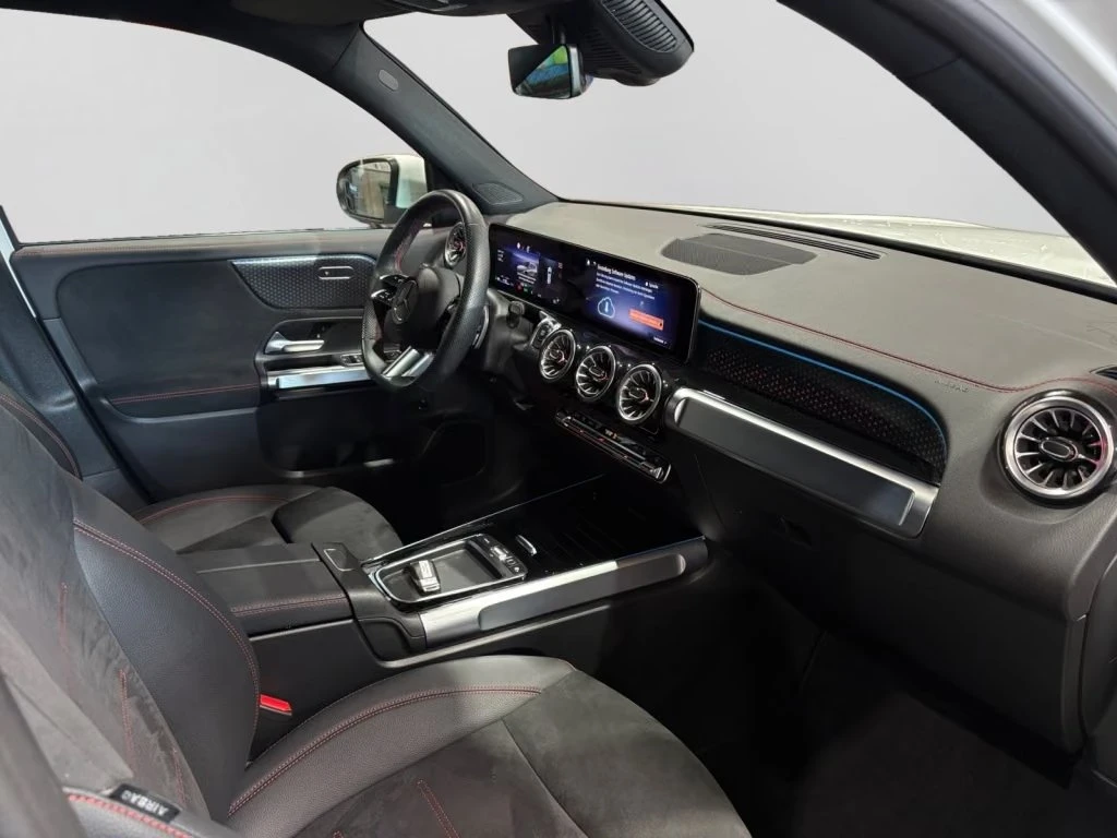 Mercedes-Benz EQB 250+ / FACELIFT / AMG / CAMERA / LED / KEYLESS /, снимка 14 - Автомобили и джипове - 55734692