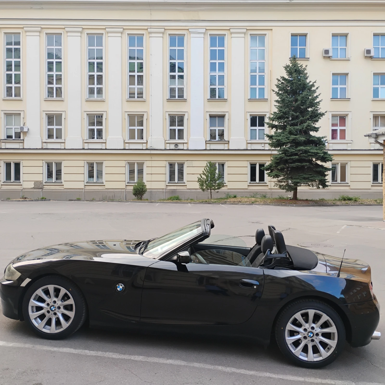BMW Z4, снимка 4 - Автомобили и джипове - 56465637