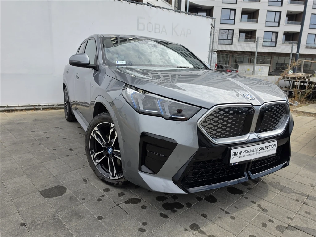 BMW iX2 xDrive30, снимка 9 - Автомобили и джипове - 55985347
