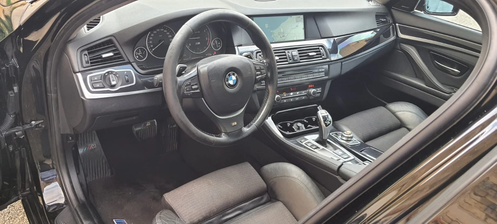 BMW 520, снимка 11 - Автомобили и джипове - 56364196