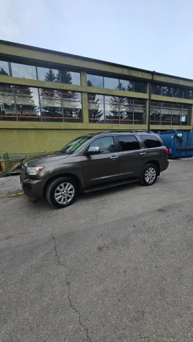 Toyota Sequoia, снимка 2