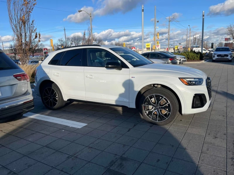 Audi Q5 * Progressiv * CARFAX * БЕЗ ПЪРВОНАЧАЛНА ВНОСКА, снимка 3 - Автомобили и джипове - 52630582