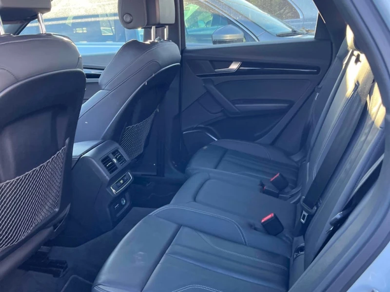 Audi Q5 * Progressiv * CARFAX * БЕЗ ПЪРВОНАЧАЛНА ВНОСКА, снимка 10 - Автомобили и джипове - 52630582