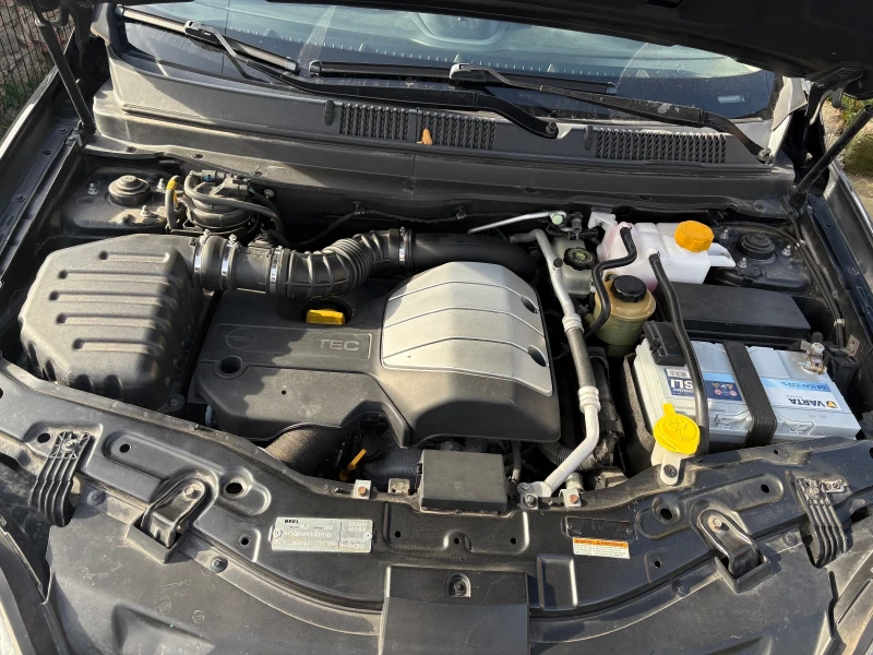 Opel Antara 2.0CDI, снимка 10 - Автомобили и джипове - 52704506