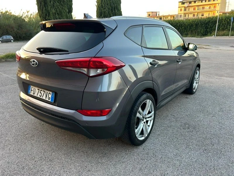 Hyundai Tucson 1.7D  2017g  Безупречно Състояние  - изображение 2