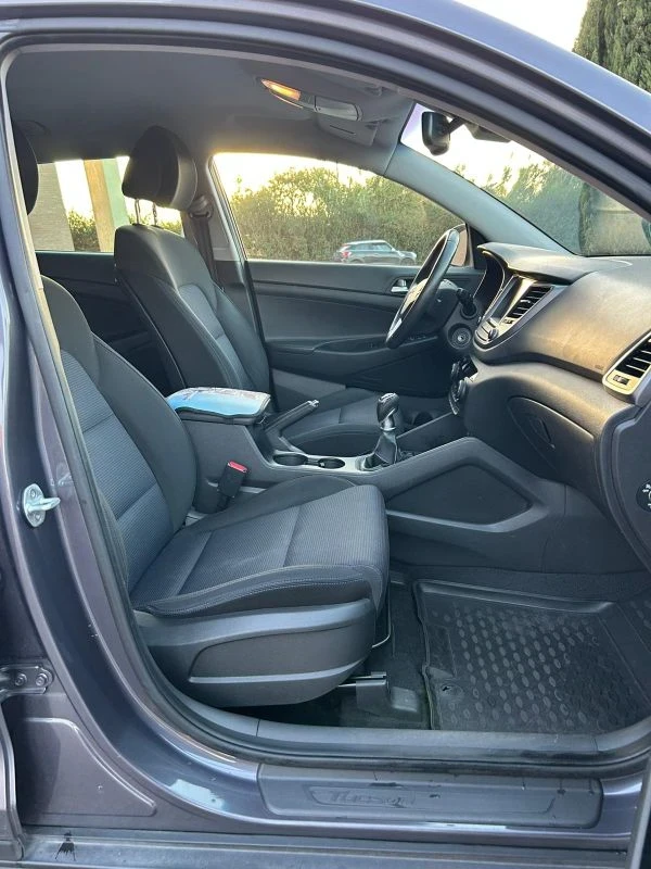 Hyundai Tucson 1.7D  2017g  Безупречно Състояние  - изображение 7