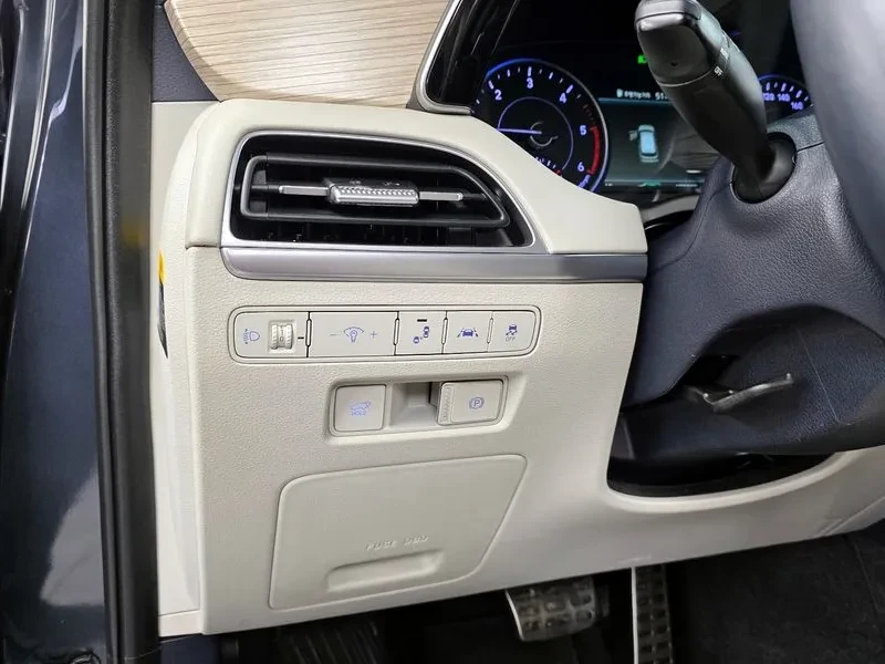Hyundai Palisade 2.2 CRDi 4WD, снимка 16 - Автомобили и джипове - 54676751