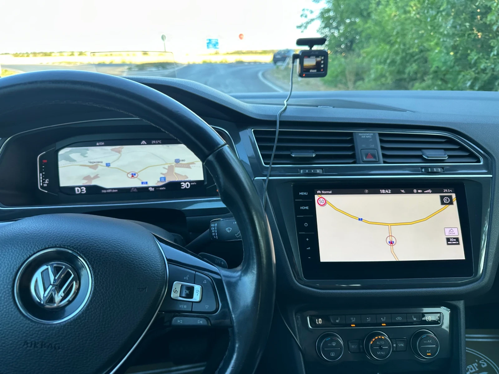 VW Tiguan Allspace R-Line - изображение 10