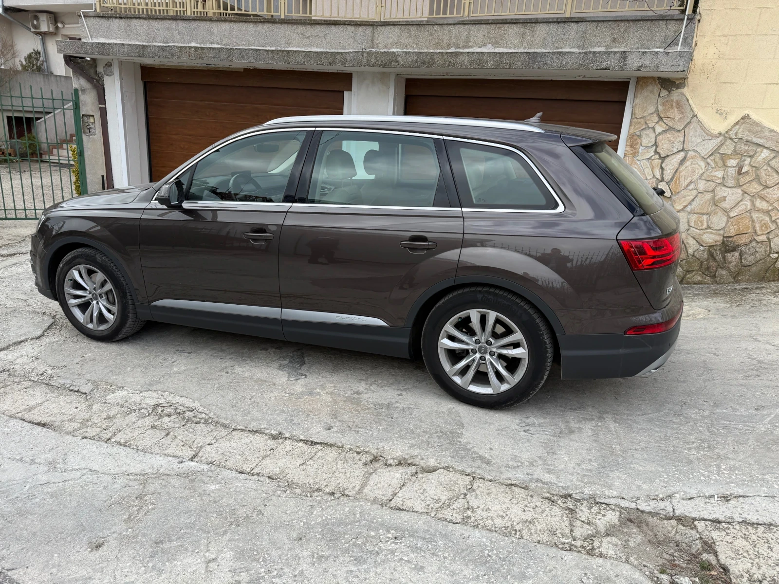 Audi Q7 3.0TDI, снимка 3 - Автомобили и джипове - 53805139