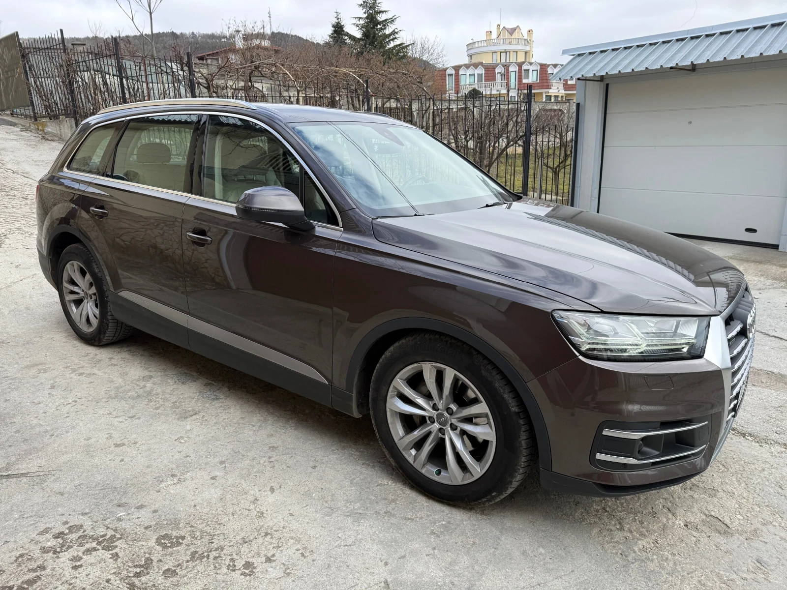 Audi Q7 3.0TDI, снимка 4 - Автомобили и джипове - 53805139