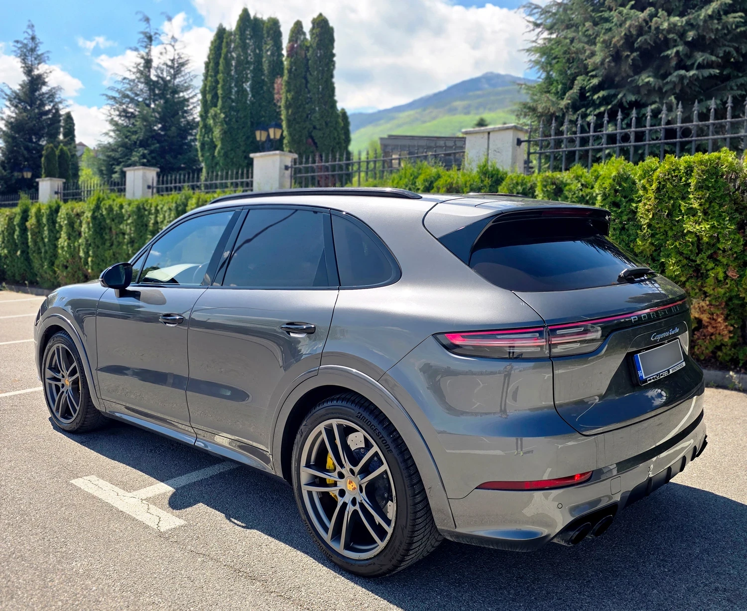 Porsche Cayenne Turbo * Carbon * SportChrono * Лизинг, снимка 3 - Автомобили и джипове - 55331081
