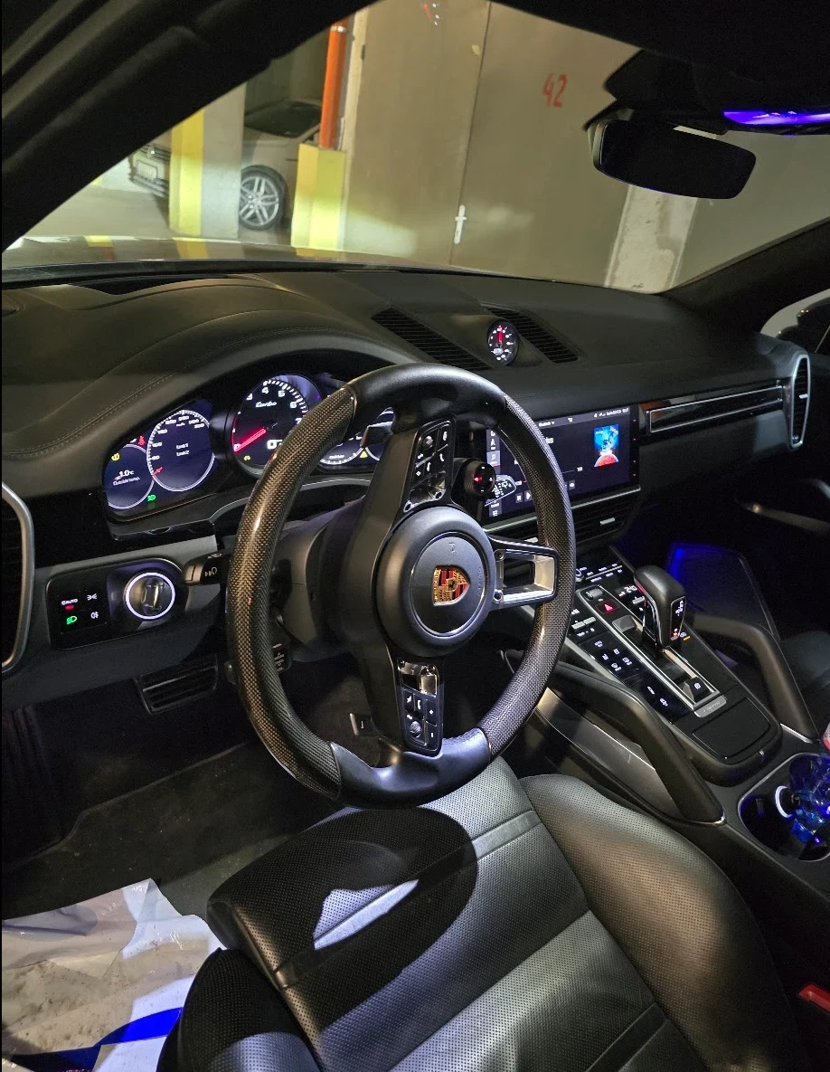Porsche Cayenne Turbo * Carbon * SportChrono * Лизинг, снимка 10 - Автомобили и джипове - 55331081