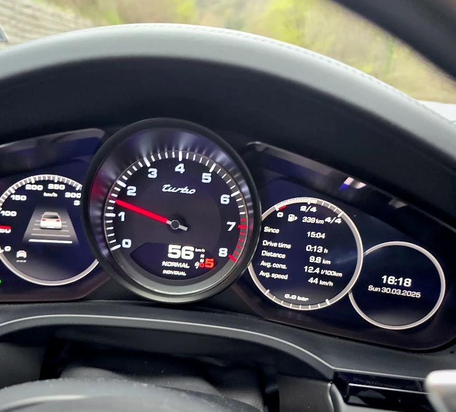Porsche Cayenne Turbo * Carbon * SportChrono * Лизинг, снимка 11 - Автомобили и джипове - 55331081