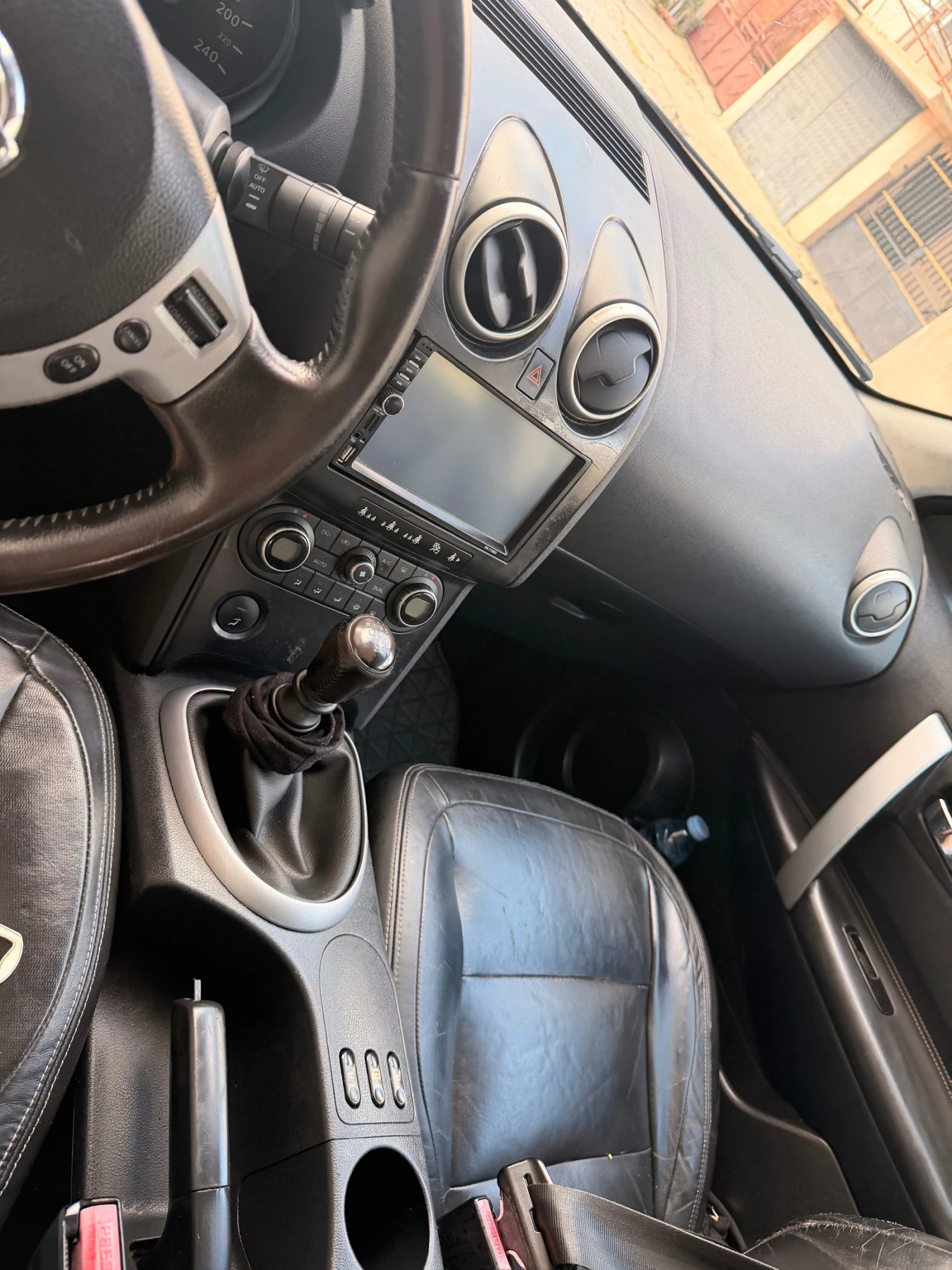 Nissan Qashqai, снимка 5 - Автомобили и джипове - 56285549
