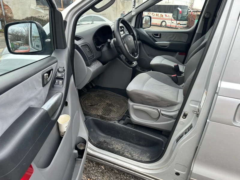 Hyundai H1 7+ 1, снимка 6 - Бусове и автобуси - 48803454