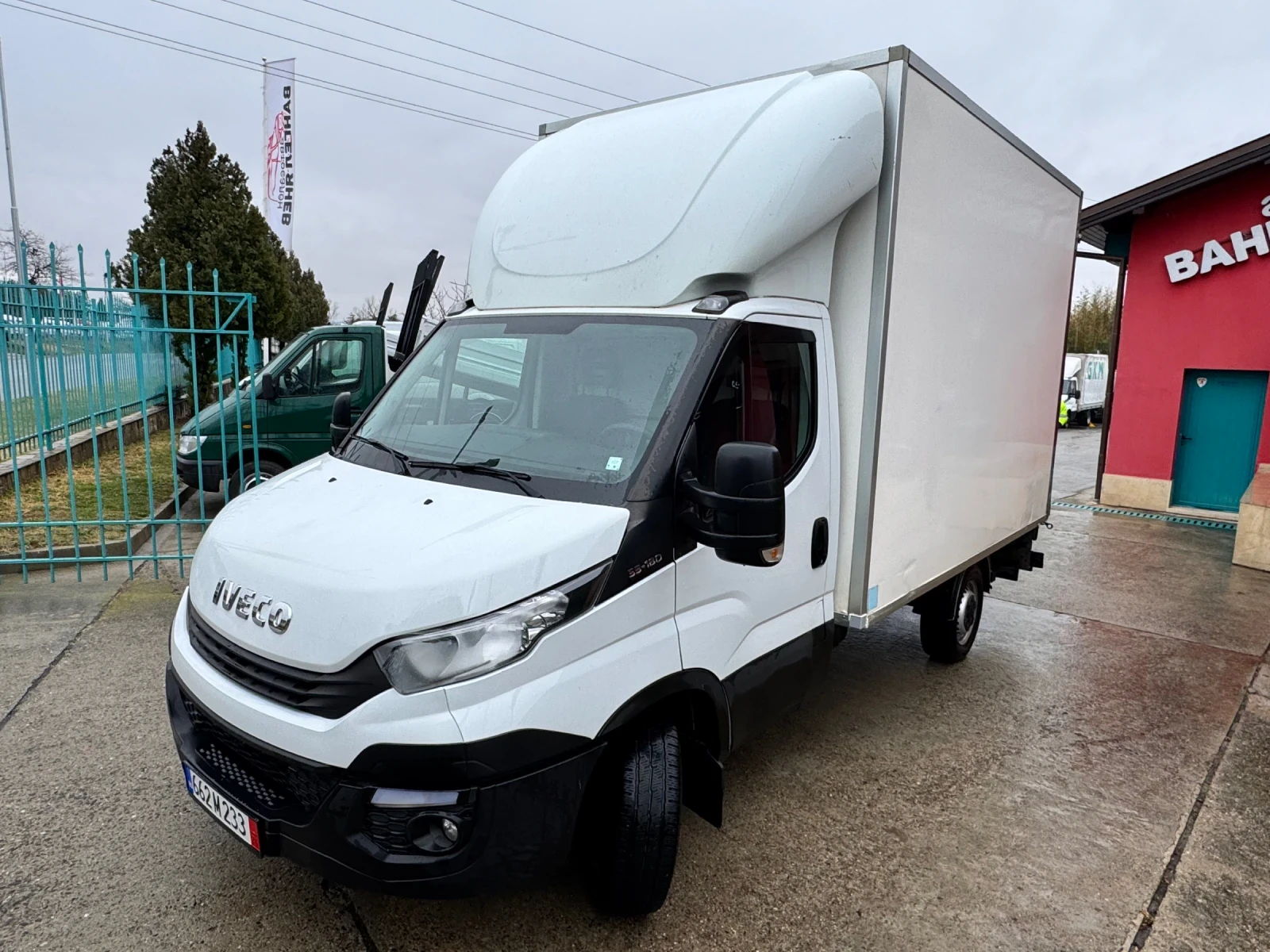 Iveco Daily 3.0HPI* 35-180* Климатик* Падащ борд - изображение 3