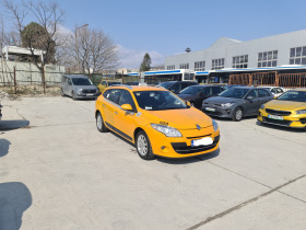 Renault Megane Grandtour 1.9 dci , снимка 2 - Автомобили и джипове - 44682790