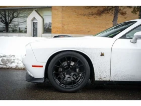 Dodge Challenger * Scat Pack Shaker * CARFAX * ЦЕНА ДО БГ | Auto.bg — изображение 6