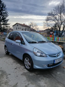 ����� �� �������� �� Honda Jazz 1 .4 , 90 �.�.