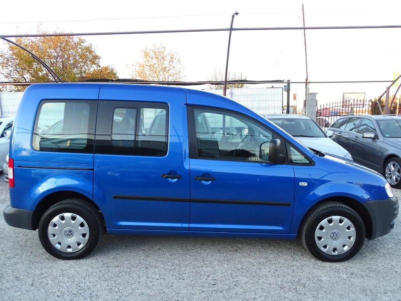 VW Caddy 1.6I_102Коня_LIFE_* , снимка 5 - Автомобили и джипове - 47919578