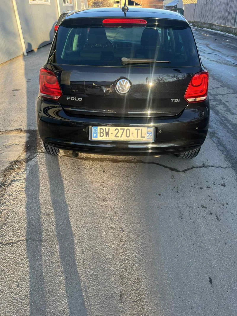 VW Polo 1.6TDI Highline Navi, снимка 4 - Автомобили и джипове - 48867565